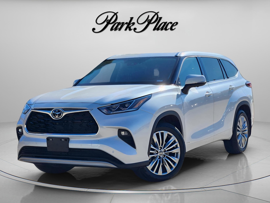 Used 2025 Toyota Highlander Hybrid Platinum SUV