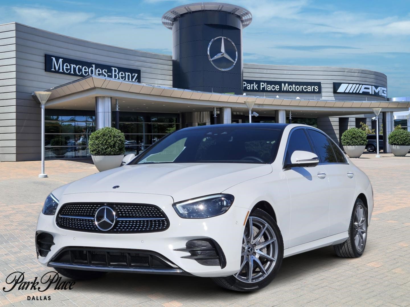 2023 Mercedes-Benz E-Class E450's photo