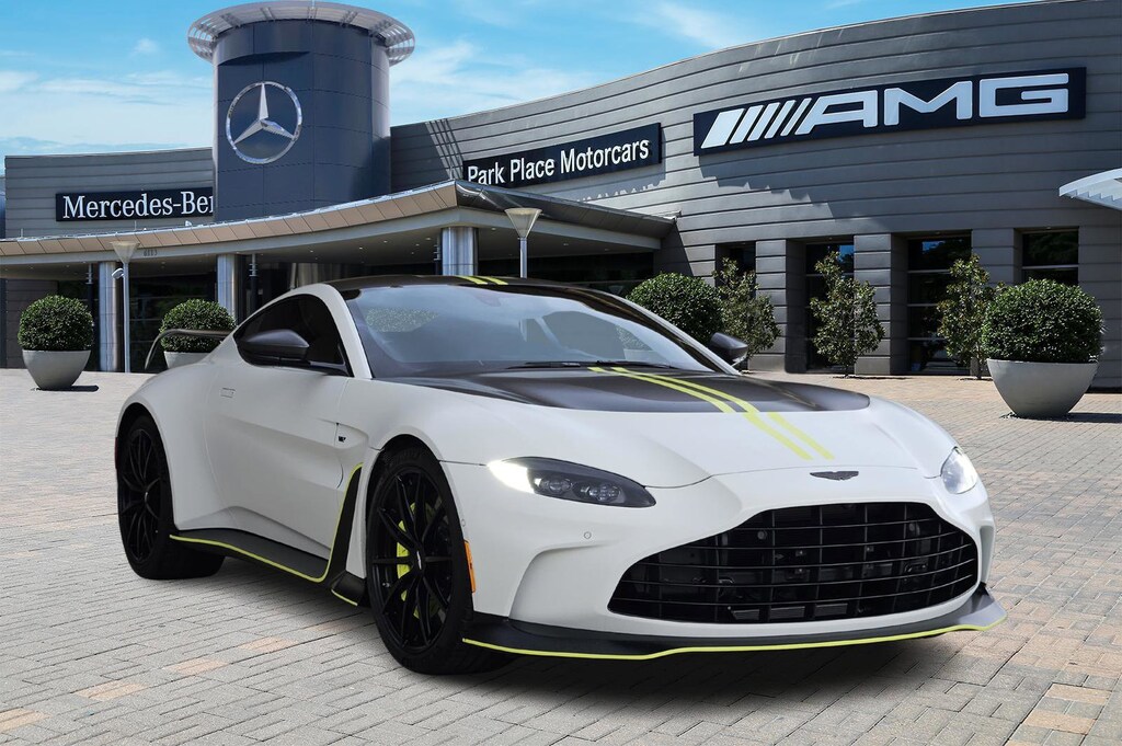 Used 2023 Aston Martin Vantage  Coupe