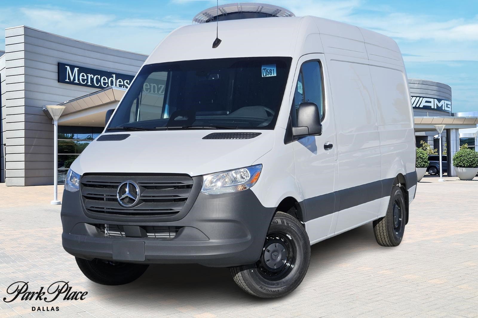2026 Mercedes-Benz Sprinter Cargo Van Base's photo