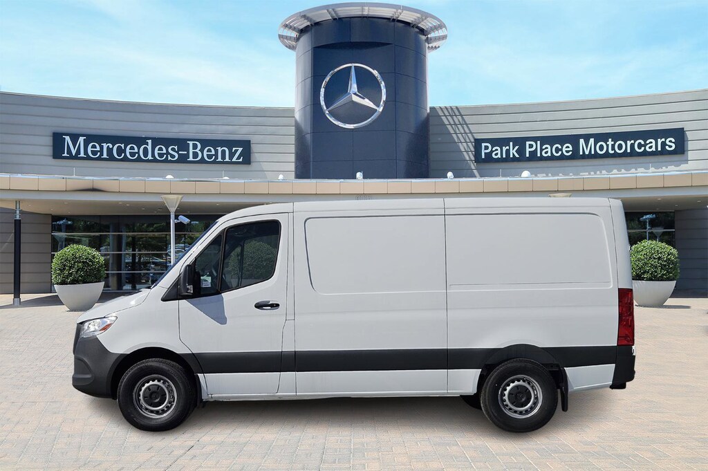 New 2025 Mercedes-Benz Sprinter 2500 Standard Roof 4-Cyl Diesel Van Cargo Van