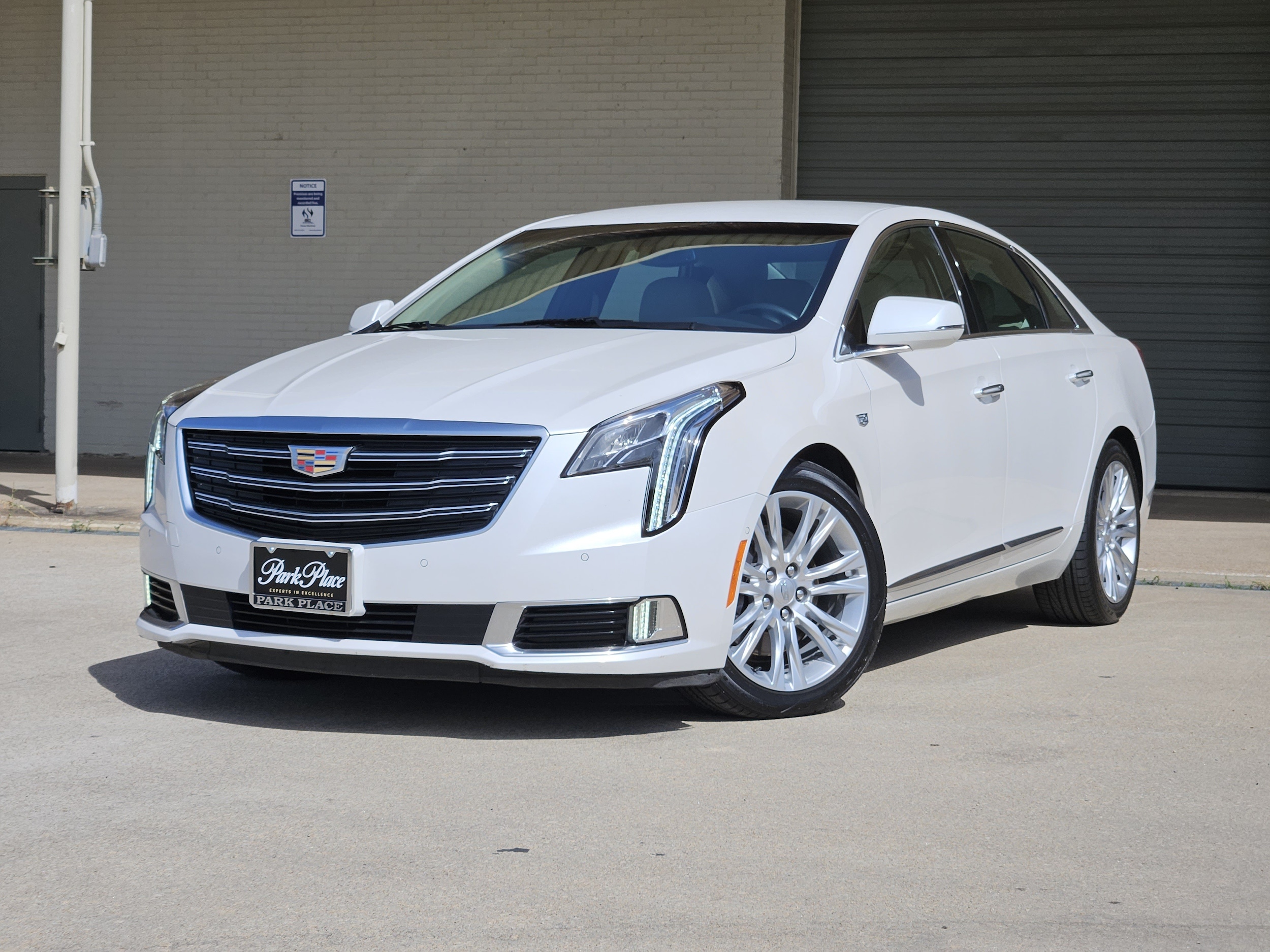 2018 Cadillac XTS 3.6L FWD Luxury's photo