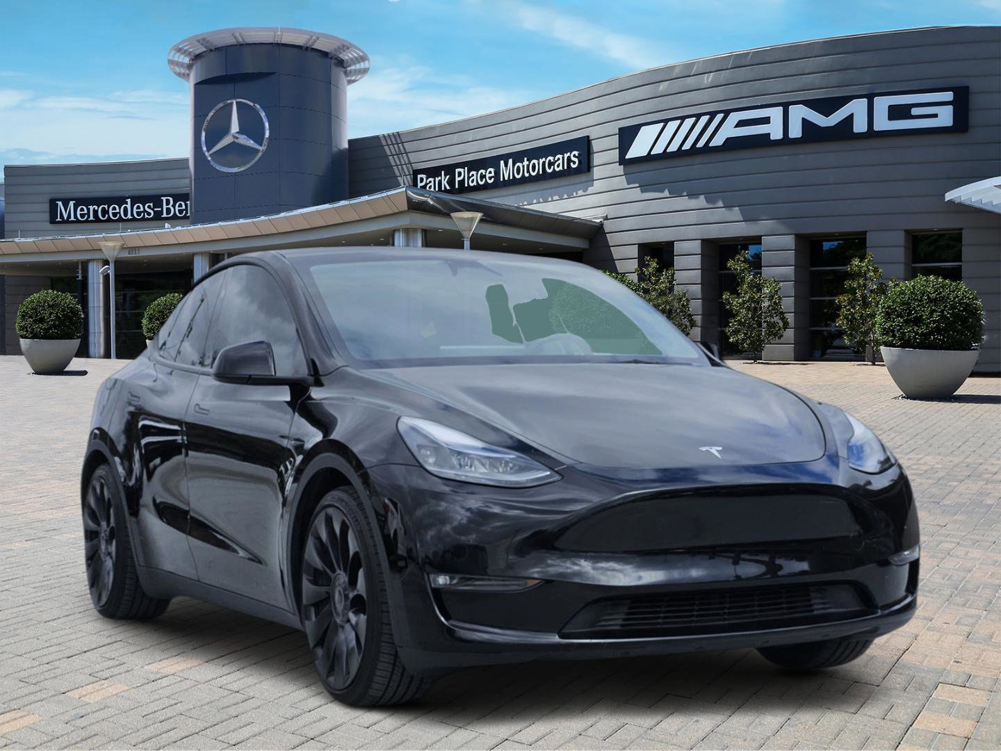 Used 2023 Tesla Model Y Performance with VIN 7SAYGDEFXPF915567 for sale in Dallas, TX