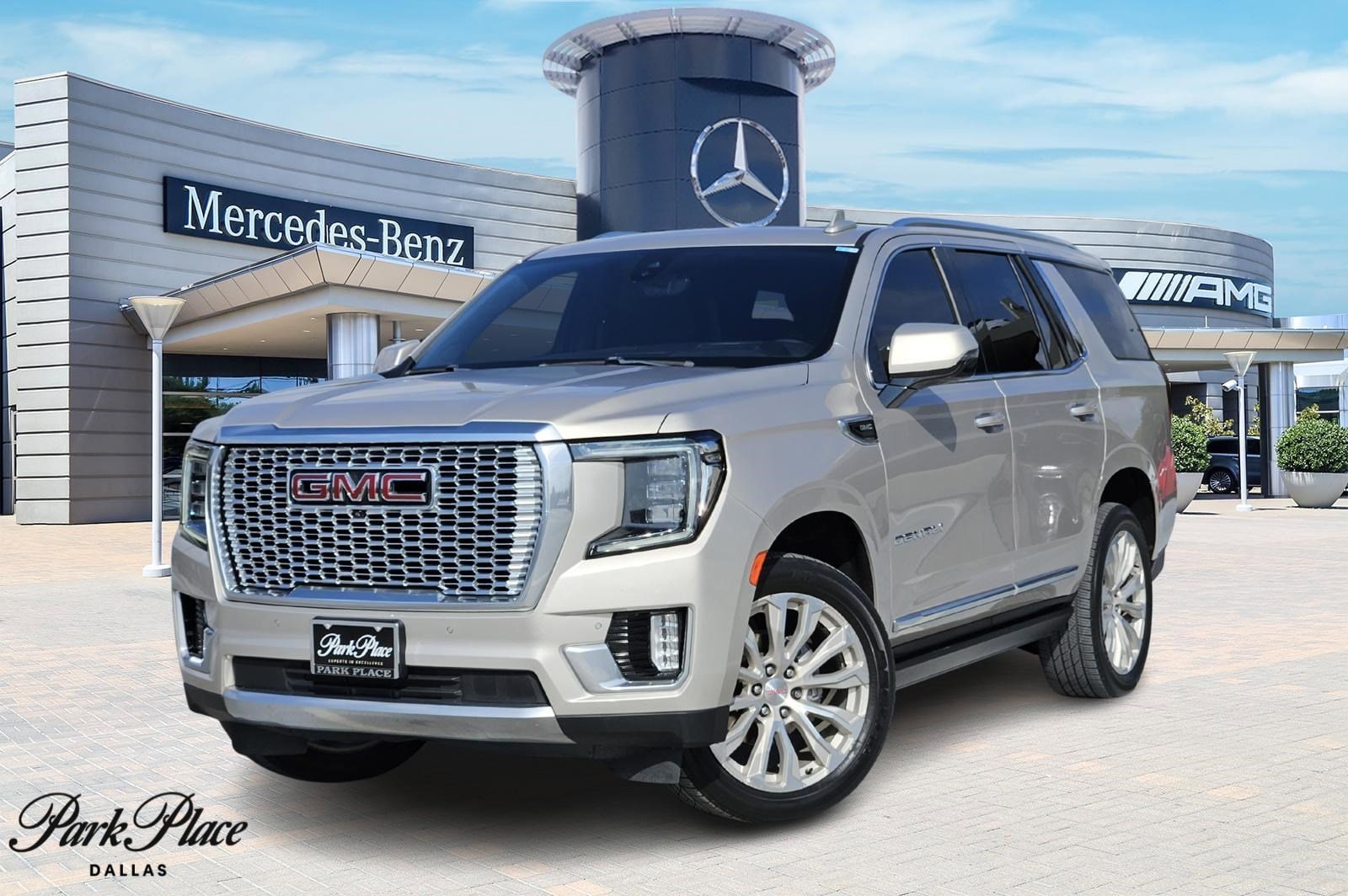 2021 GMC Yukon Denali's photo