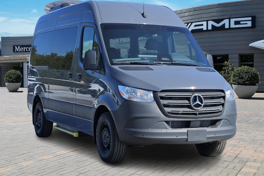New 2026 Mercedes-Benz Sprinter 2500 Standard Roof 4-Cyl Diesel Van Passenger Van