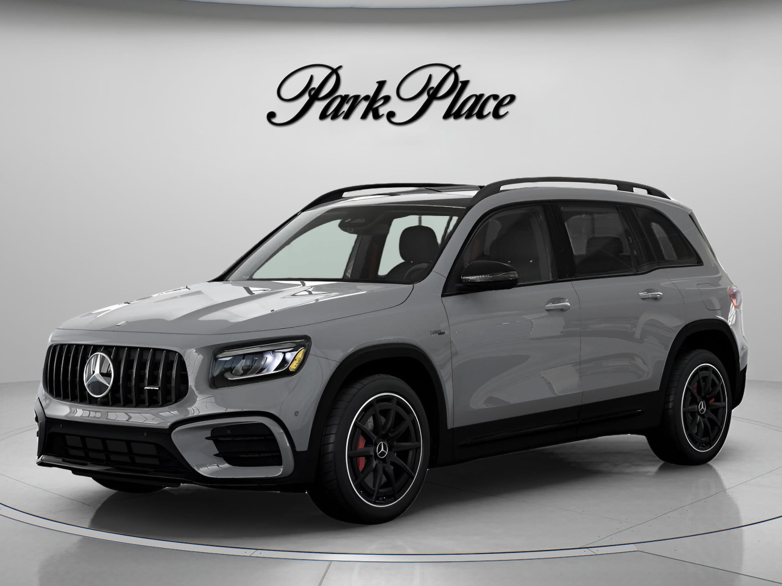 2026 Mercedes-Benz GLB GLB 35 AMG 4MATIC's photo