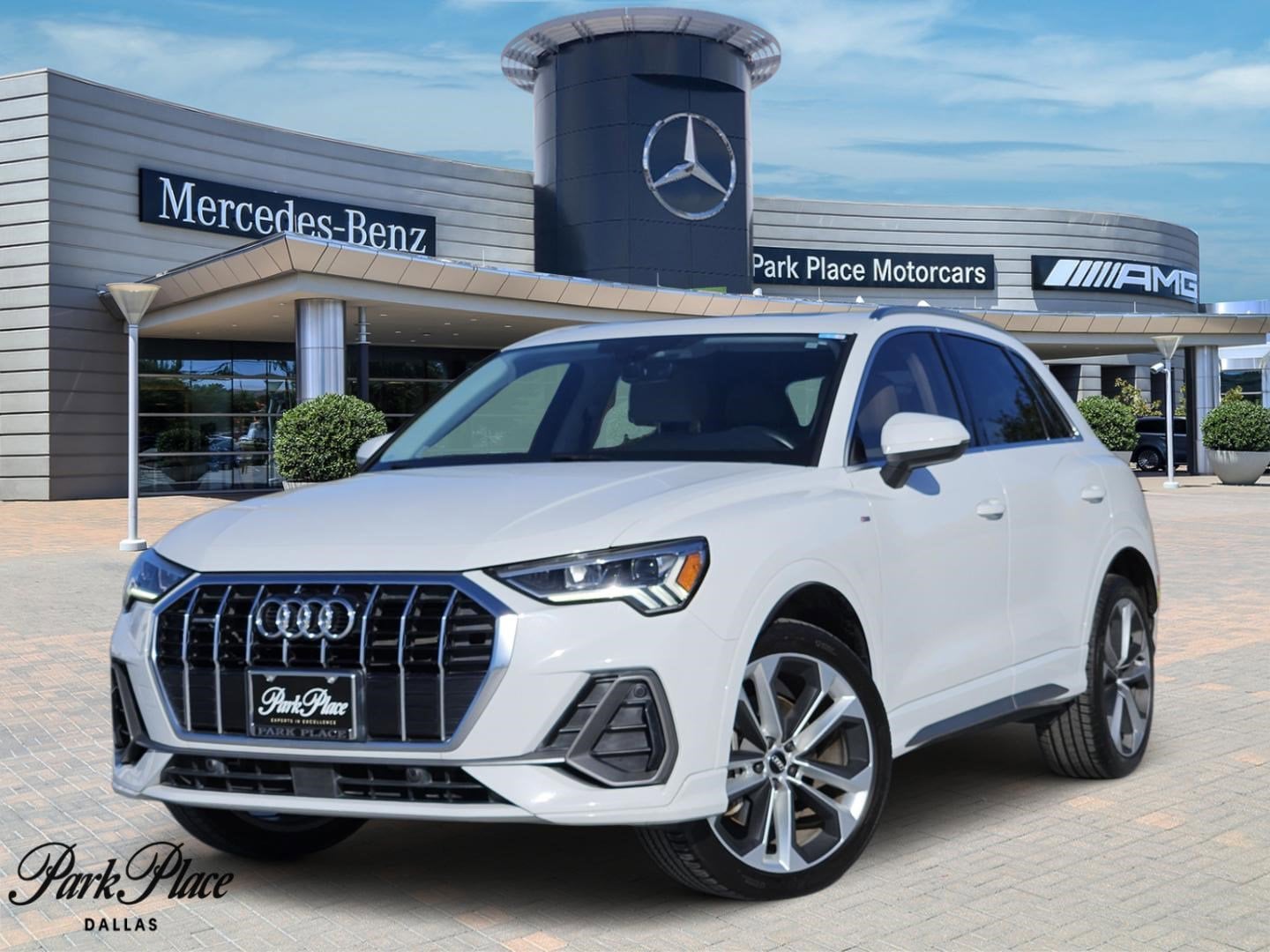 2020 Audi Q3 S Line Premium Plus's photo