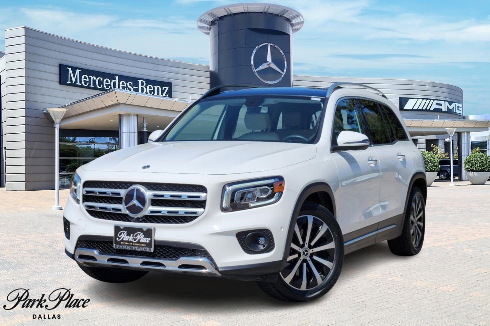 2020 Mercedes-Benz GLB Base's photo