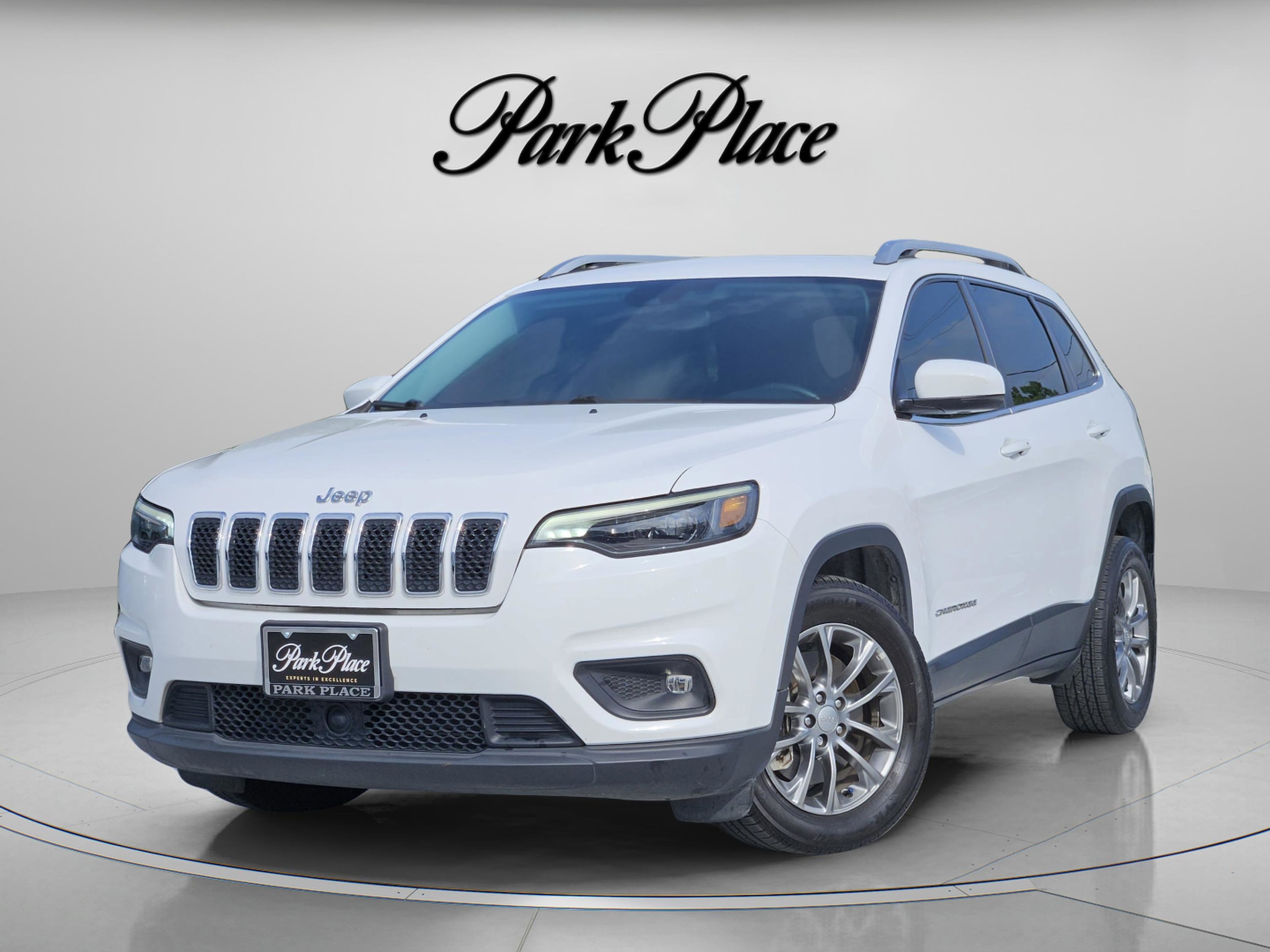 2021 Jeep Cherokee Latitude Lux's photo