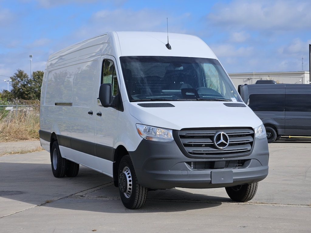 New 2025 Mercedes-Benz Sprinter 3500XD High Roof 4-Cyl Diesel HO Van Extended Cargo Van