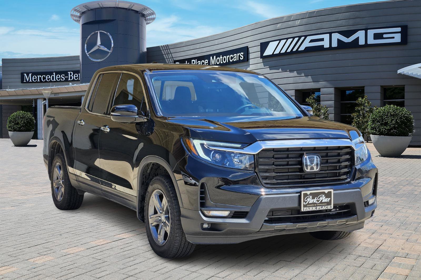 Used 2022 Honda Ridgeline RTL-E with VIN 5FPYK3F76NB023334 for sale in Dallas, TX