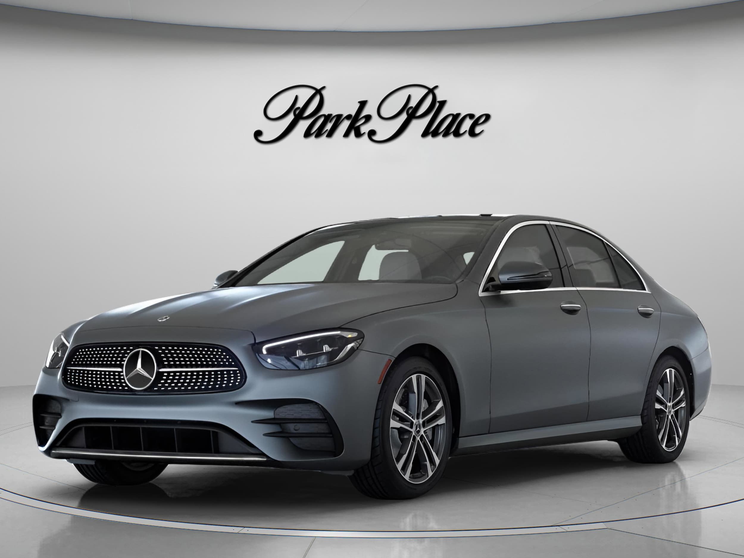 2023 Mercedes-Benz E-Class E350's photo