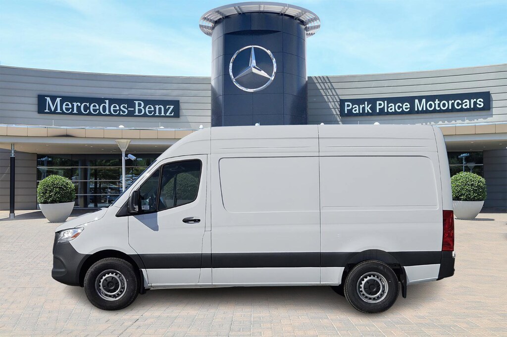 New 2025 Mercedes-Benz Sprinter 2500 Standard Roof 4-Cyl Diesel Van Cargo Van