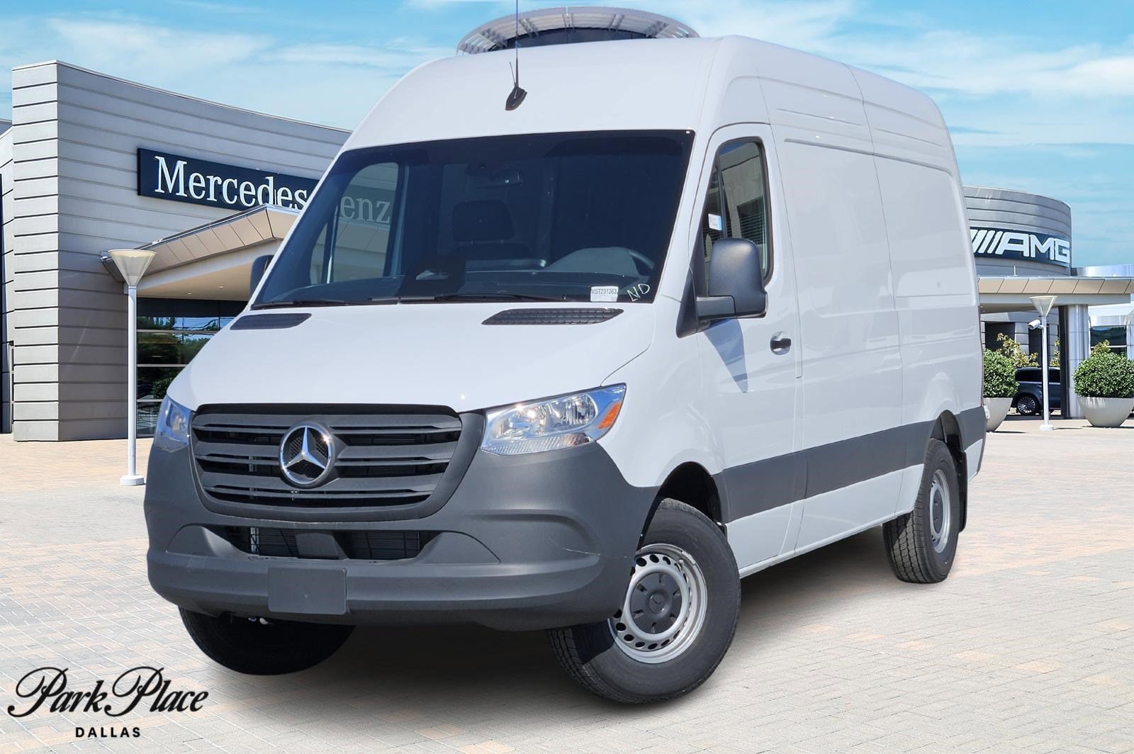 2025 Mercedes-Benz Sprinter Cargo Van Base's photo