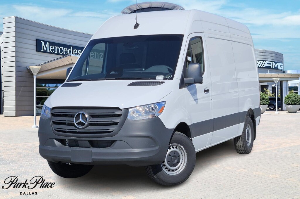 New 2025 Mercedes-Benz Sprinter 2500 Standard Roof 4-Cyl Diesel Van Cargo Van