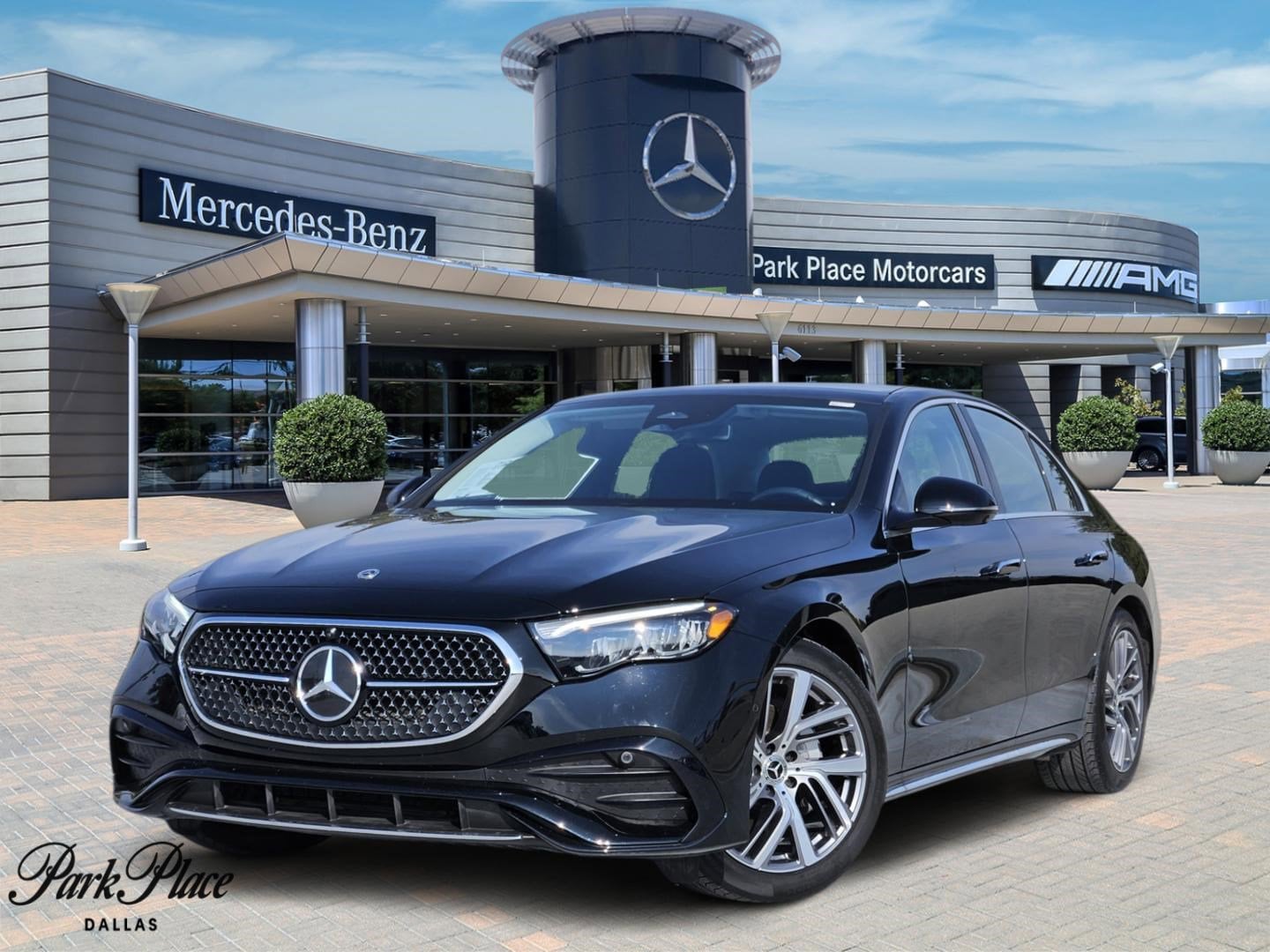 2025 Mercedes-Benz E-Class E350's photo