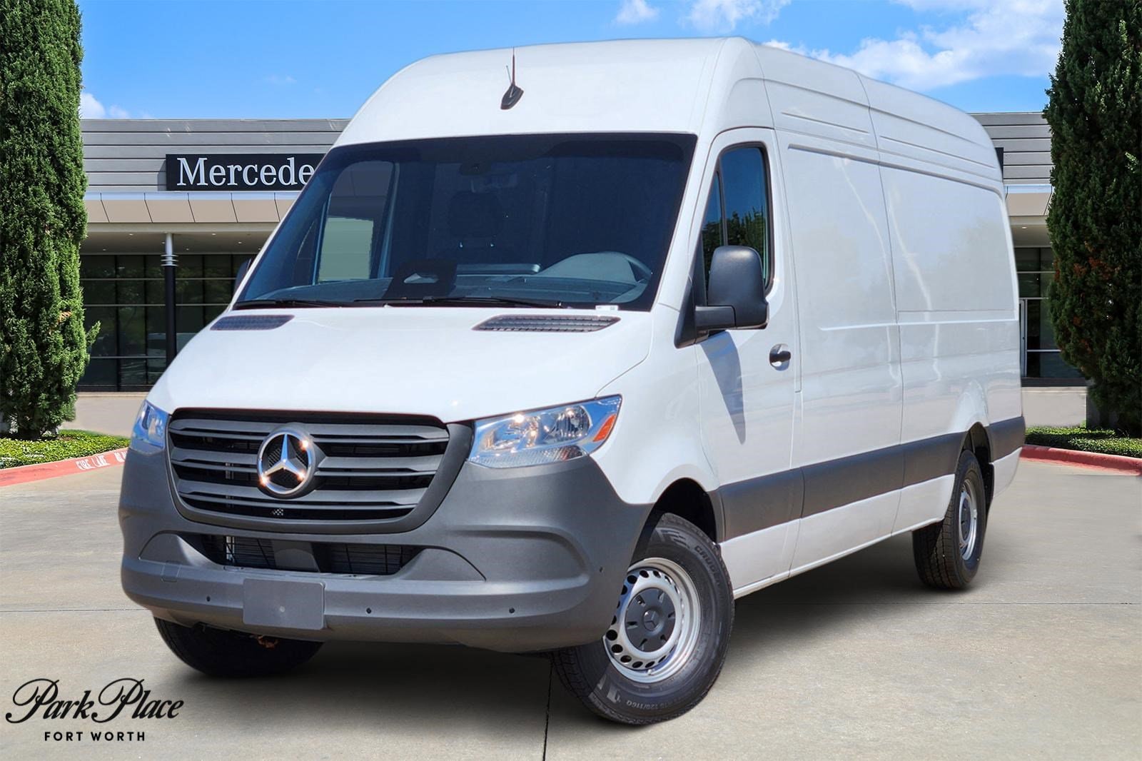 2025 Mercedes-Benz Sprinter Cargo Van Base's photo