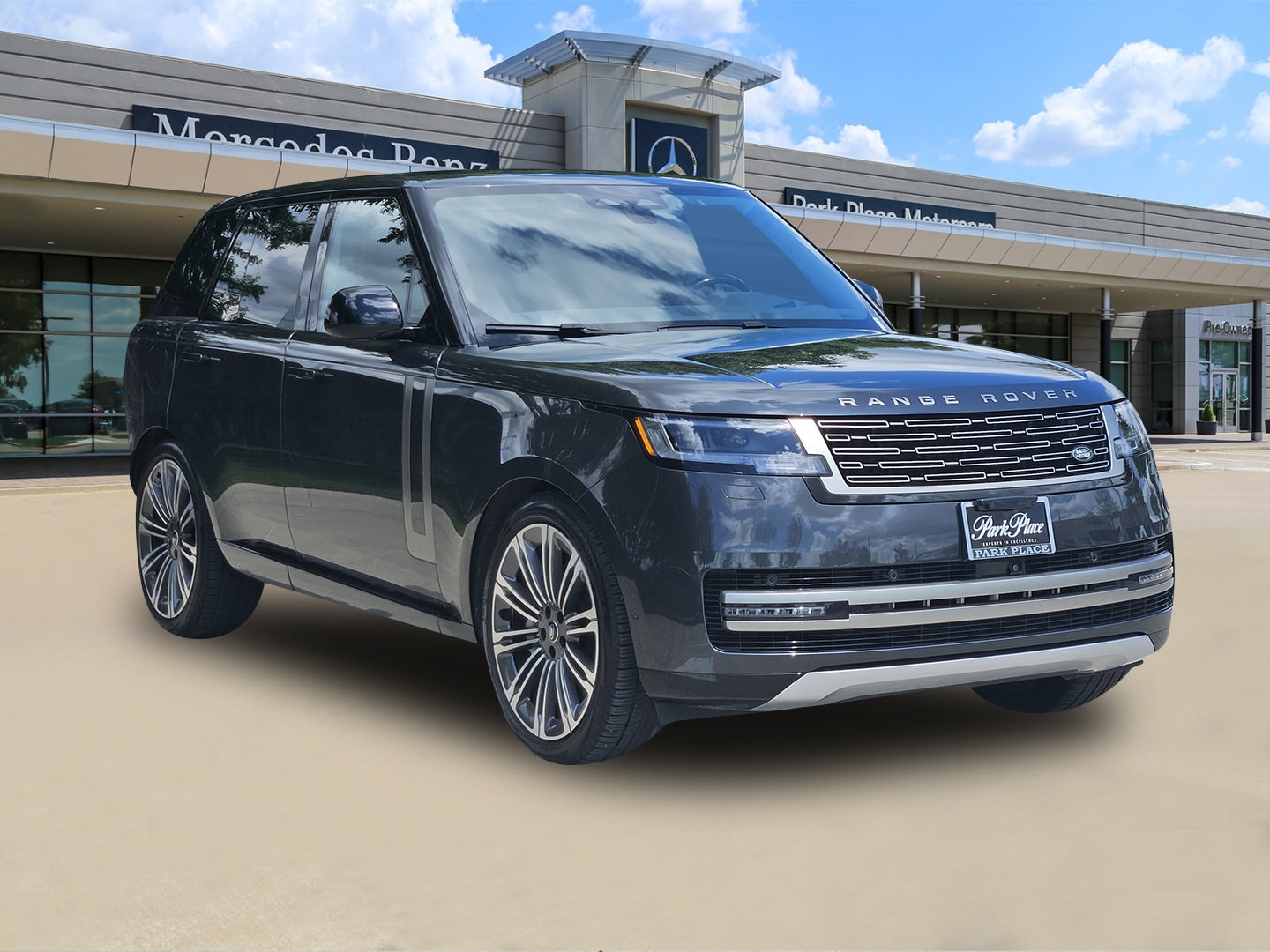 Used 2024 Land Rover Range Rover SE with VIN SALKP9E96RA208450 for sale in Fort Worth, TX