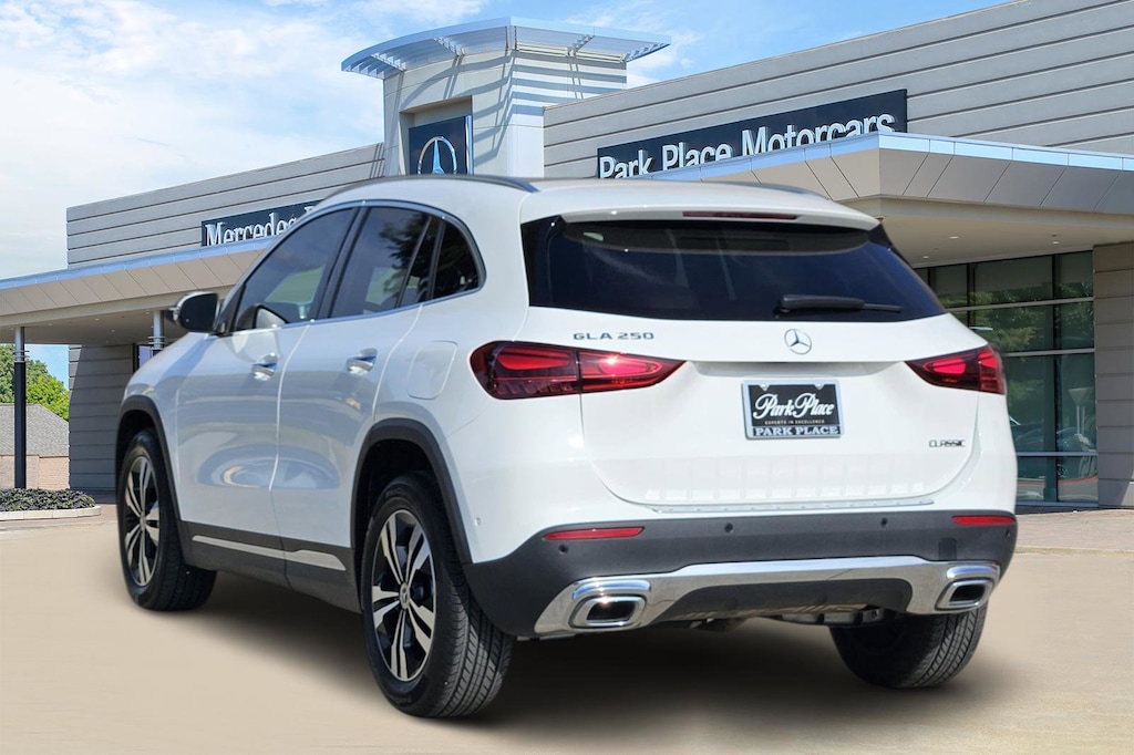 Certified 2025 Mercedes-Benz GLA 250  SUV