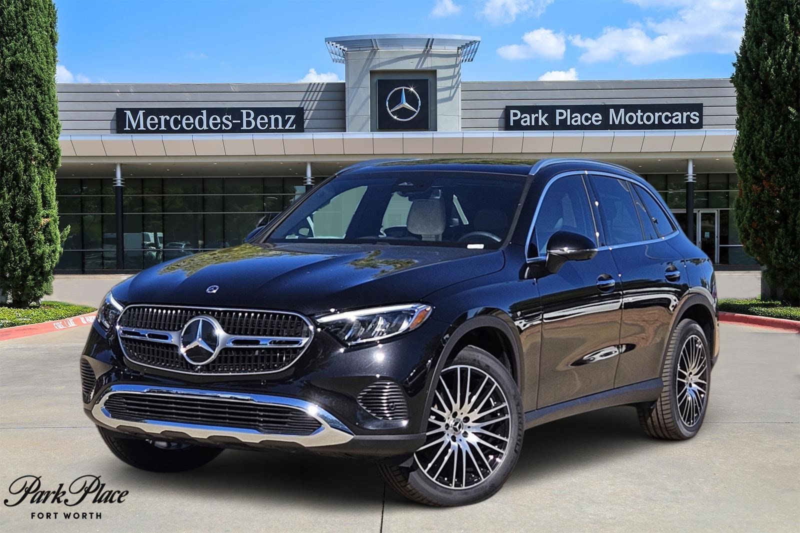 2026 Mercedes-Benz GLC Base's photo