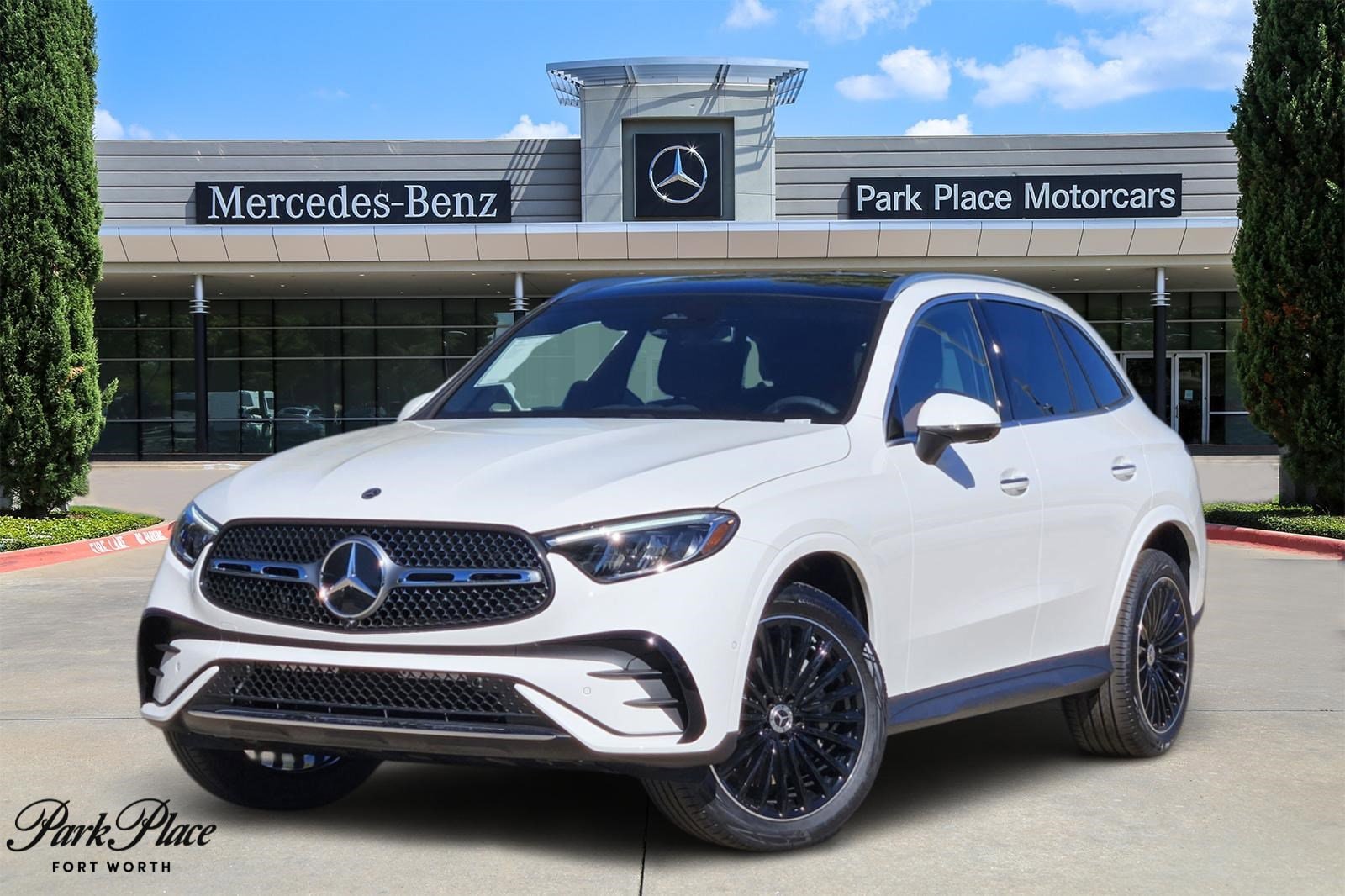 2026 Mercedes-Benz GLC Base's photo