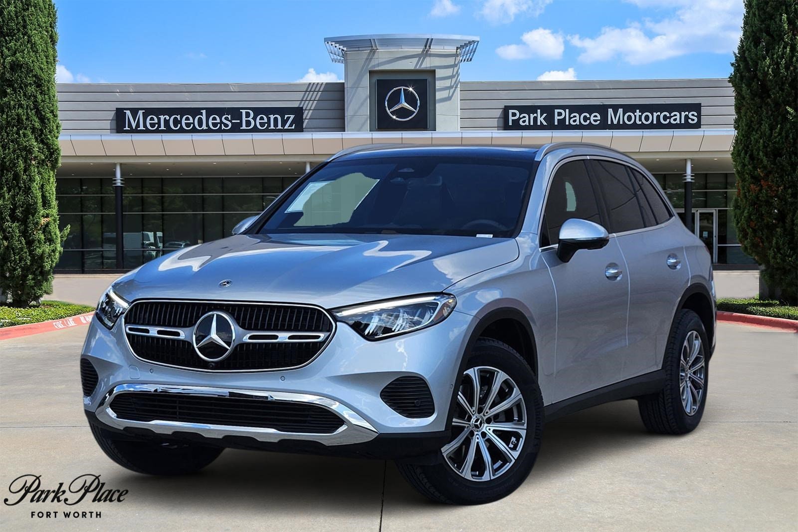2026 Mercedes-Benz GLC Base's photo
