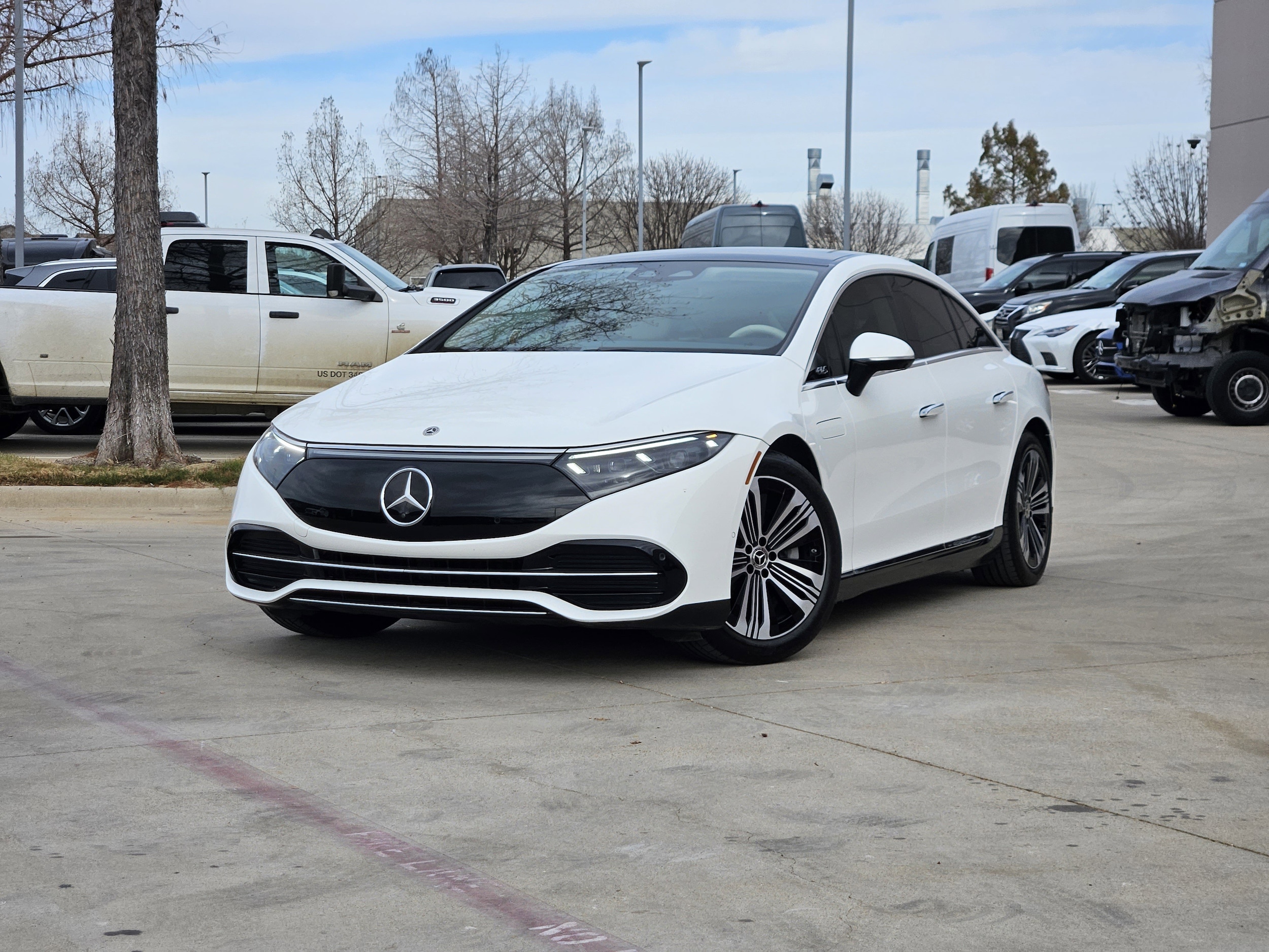 2023 Mercedes-Benz EQS Base's photo