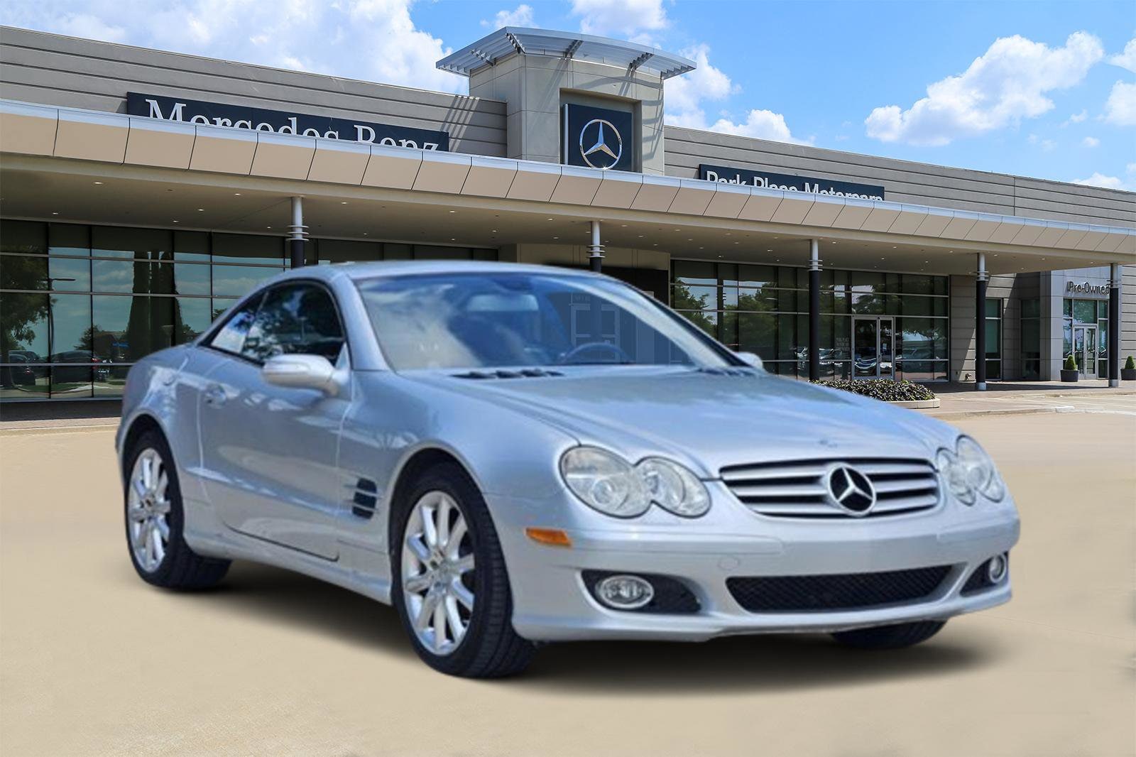 Used 2007 Mercedes-Benz SL-Class SL550 with VIN WDBSK71F97F118990 for sale in Fort Worth, TX