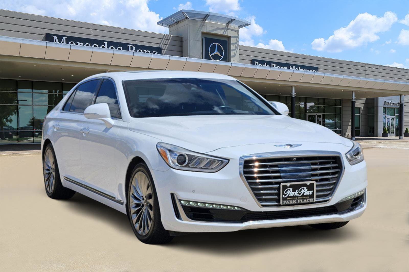 Used 2017 GENESIS G90 Premium with VIN KMHG34JA3HU021669 for sale in Fort Worth, TX