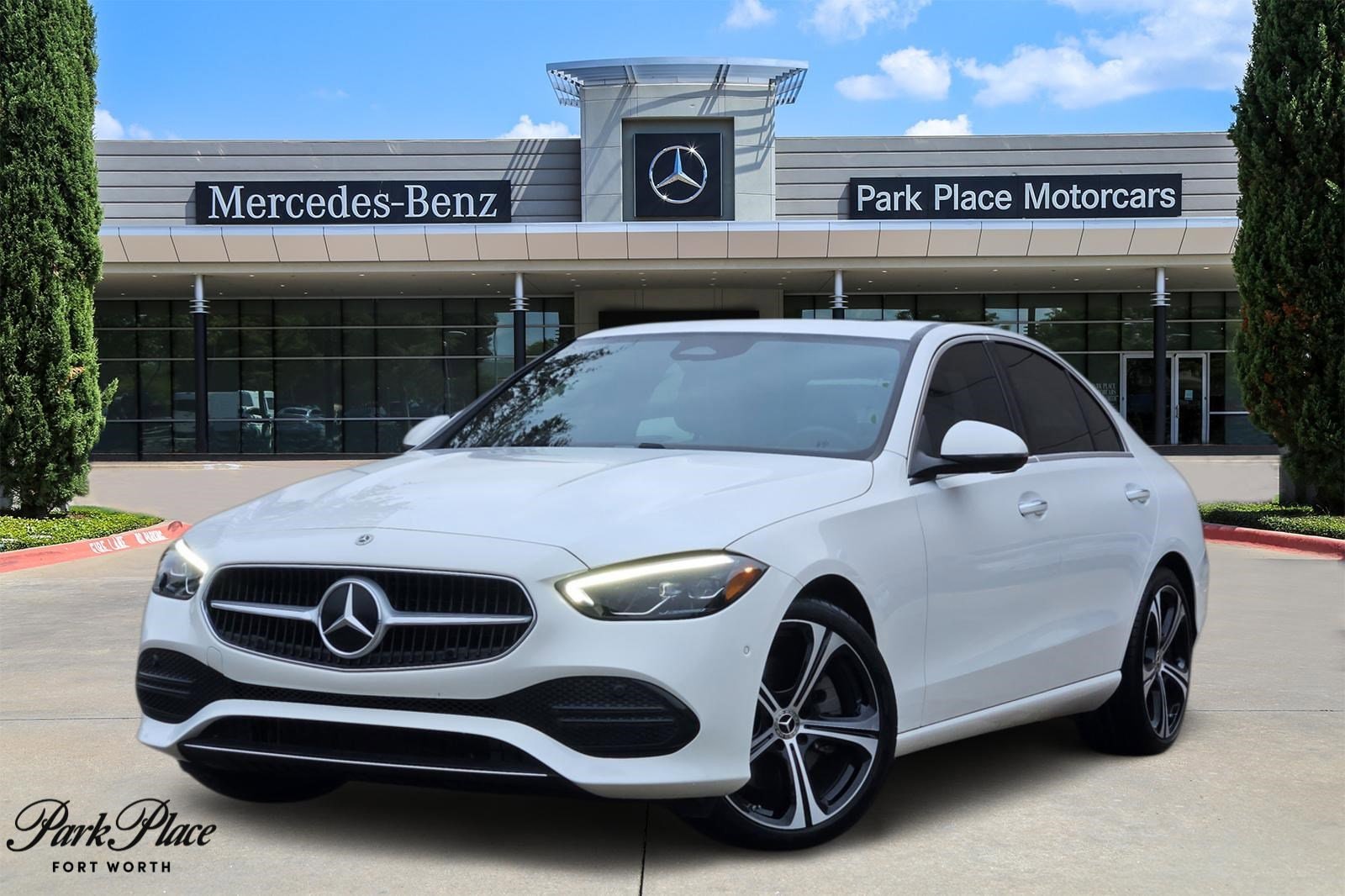 2025 Mercedes-Benz C-Class Sedan C 300's photo