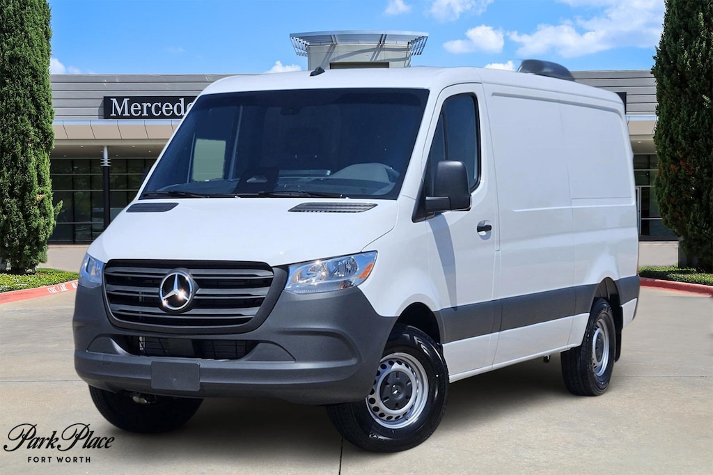 New 2025 Mercedes-Benz Sprinter 2500 Standard Roof 4-Cyl Diesel HO Van Cargo Van