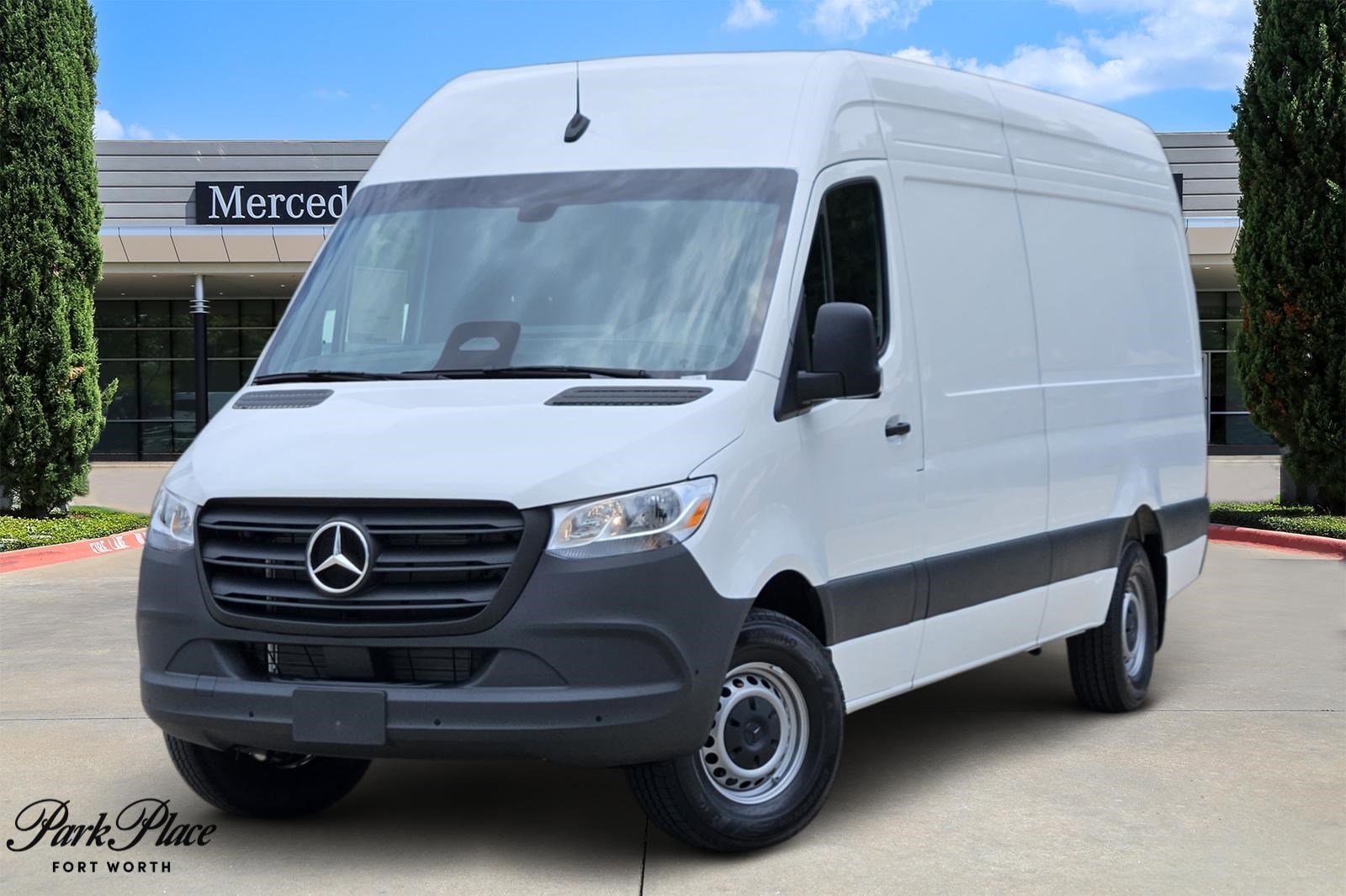 2025 Mercedes-Benz Sprinter Cargo Van Base's photo