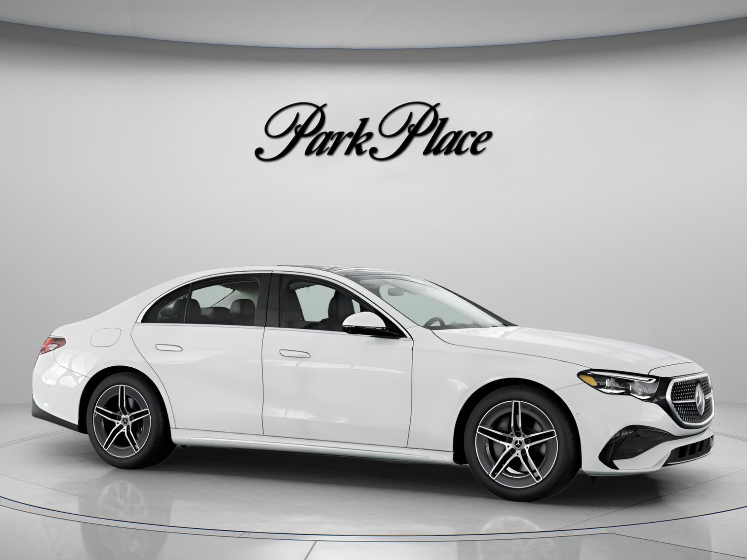 2025 Mercedes-Benz E-Class E350 - Photo 29