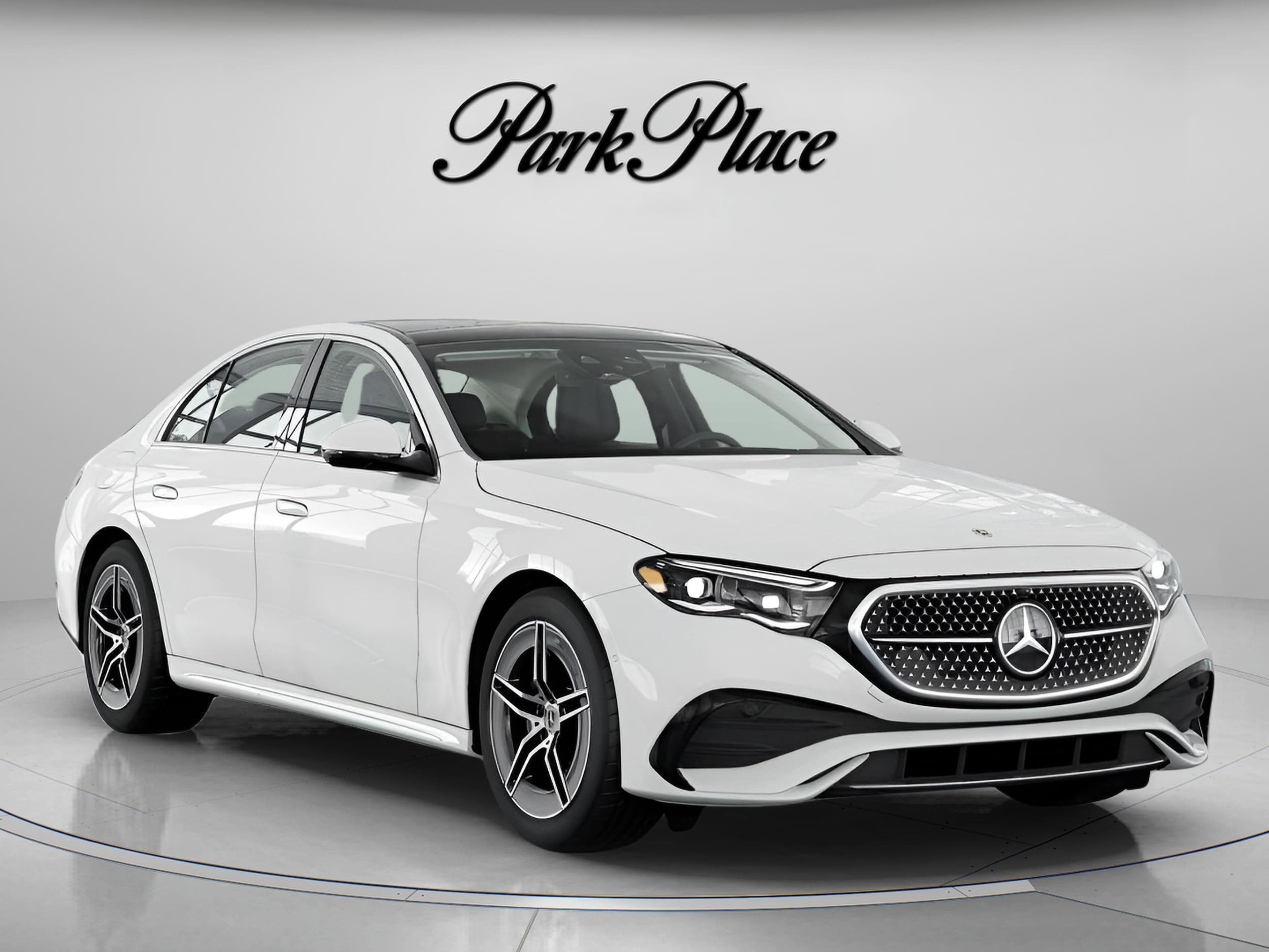 2025 Mercedes-Benz E-Class E350 - Photo 32