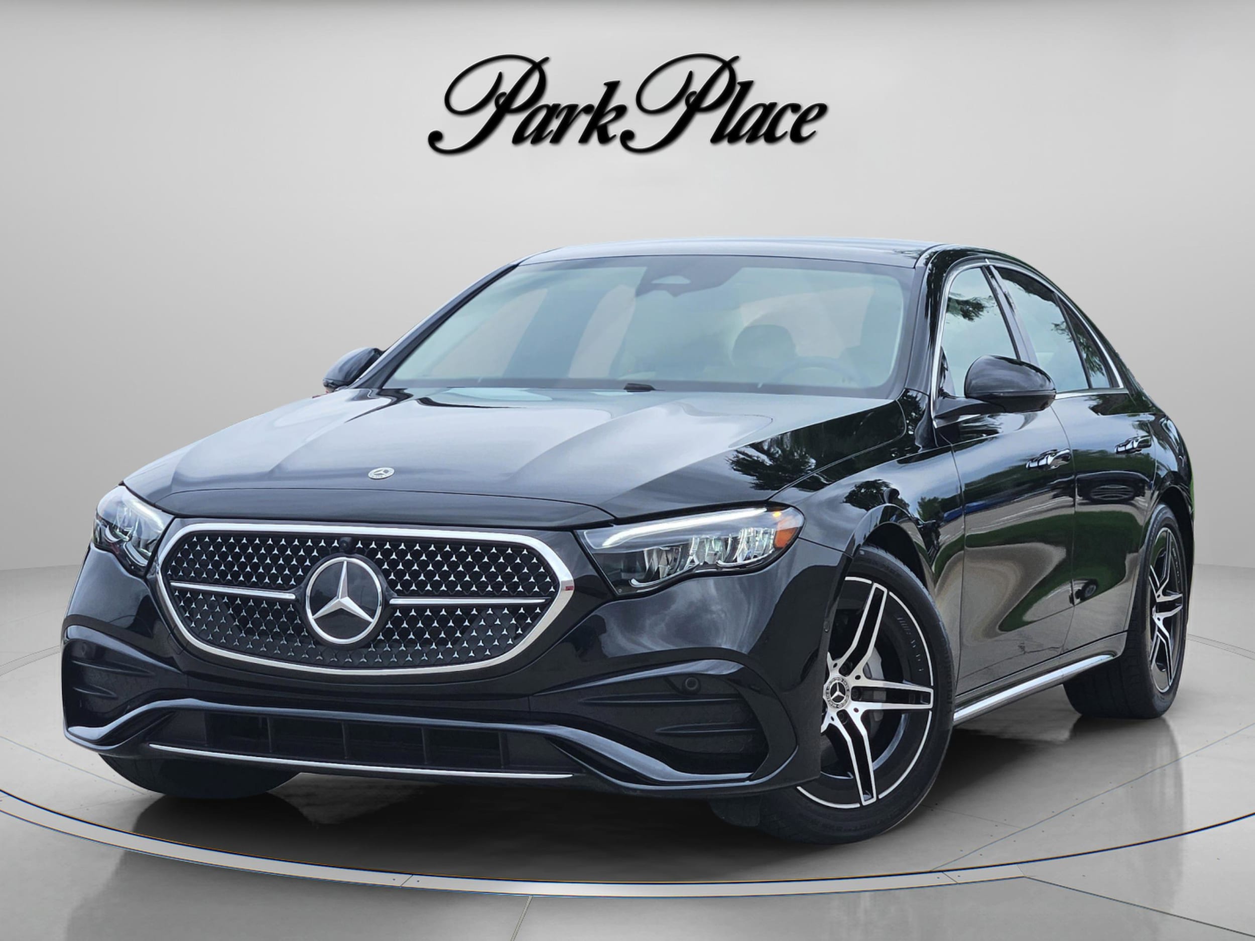 2025 Mercedes-Benz E-Class E350's photo