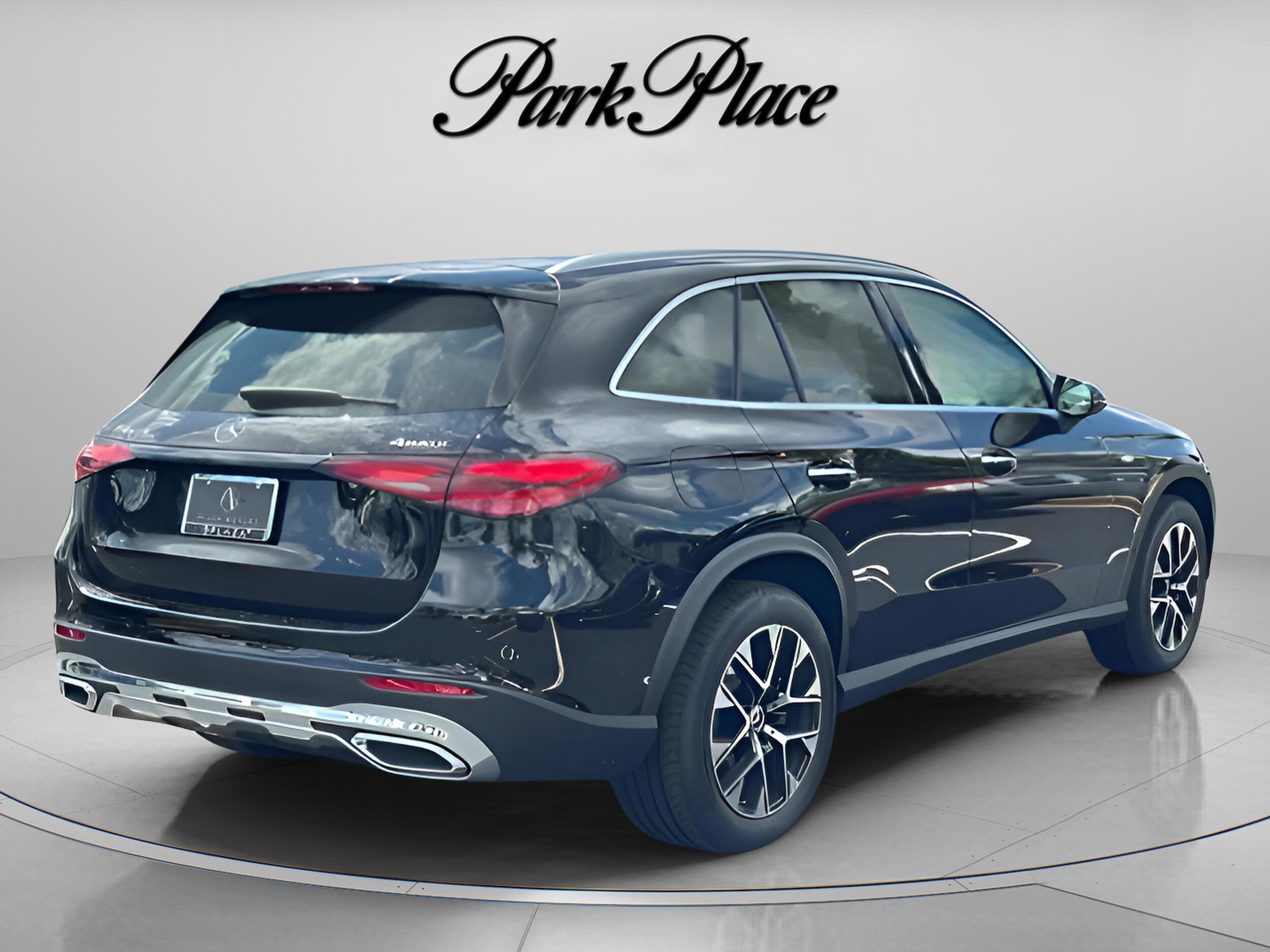 2025 Mercedes-Benz GLC Base - Photo 6