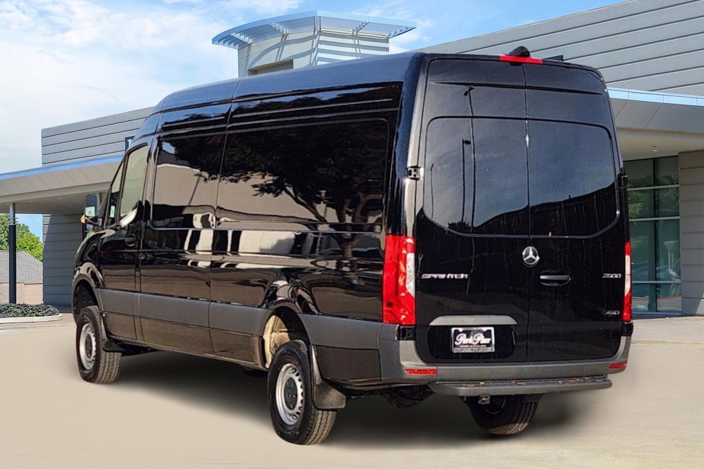 New 2025 Mercedes-Benz Sprinter 2500 High Roof 4-Cyl Diesel HO Van Cargo Van