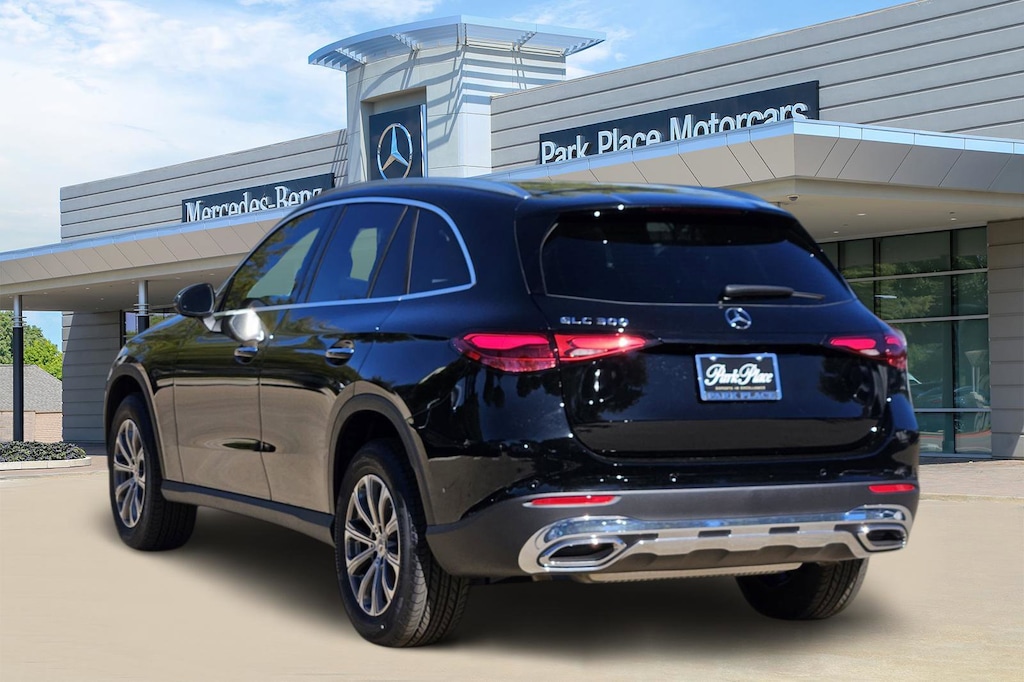 New 2026 Mercedes-Benz GLC 300 SUV