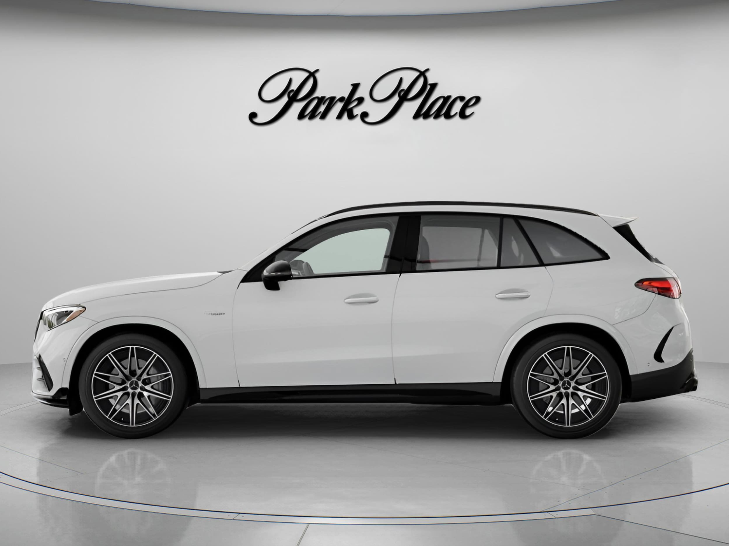 2026 Mercedes-Benz GLC AMG GLC43 - Photo 8