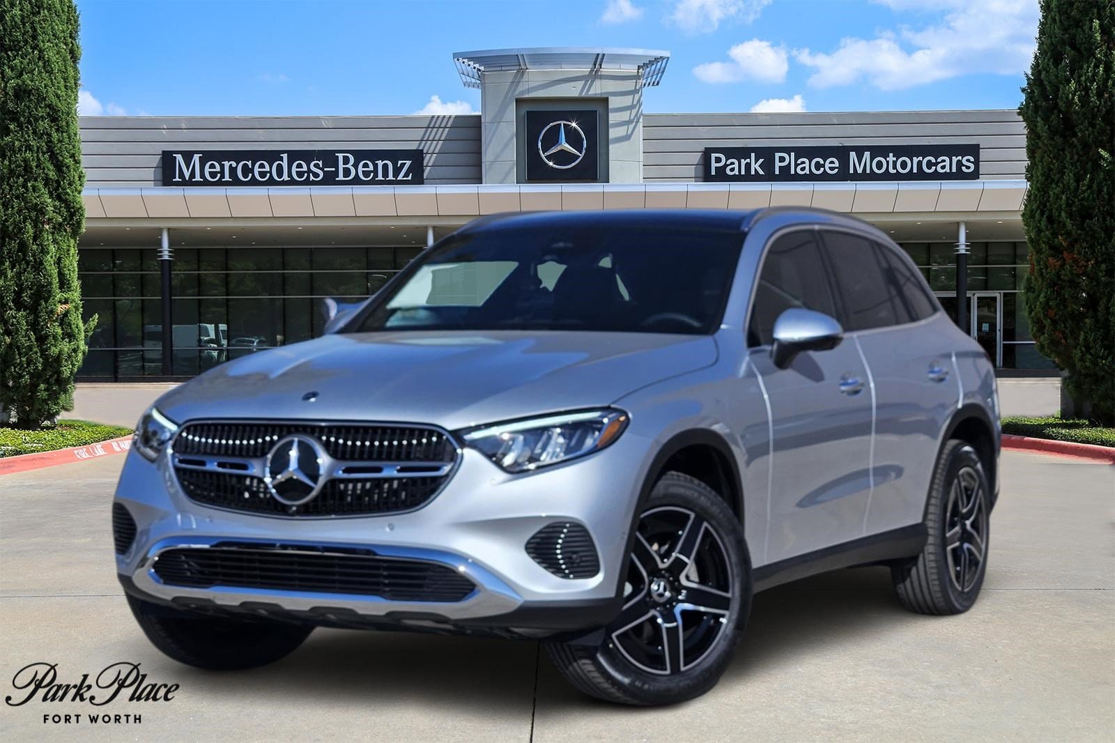 2026 Mercedes-Benz GLC Base's photo