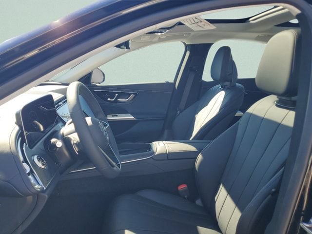 2026 Mercedes-Benz E-Class E350 - Photo 23