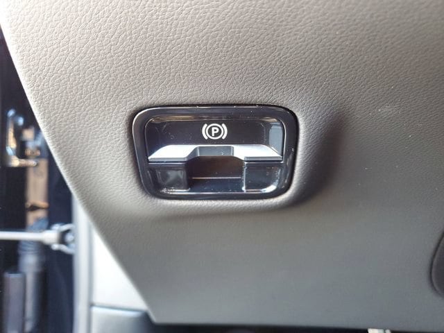 2026 Mercedes-Benz E-Class E350 - Photo 17
