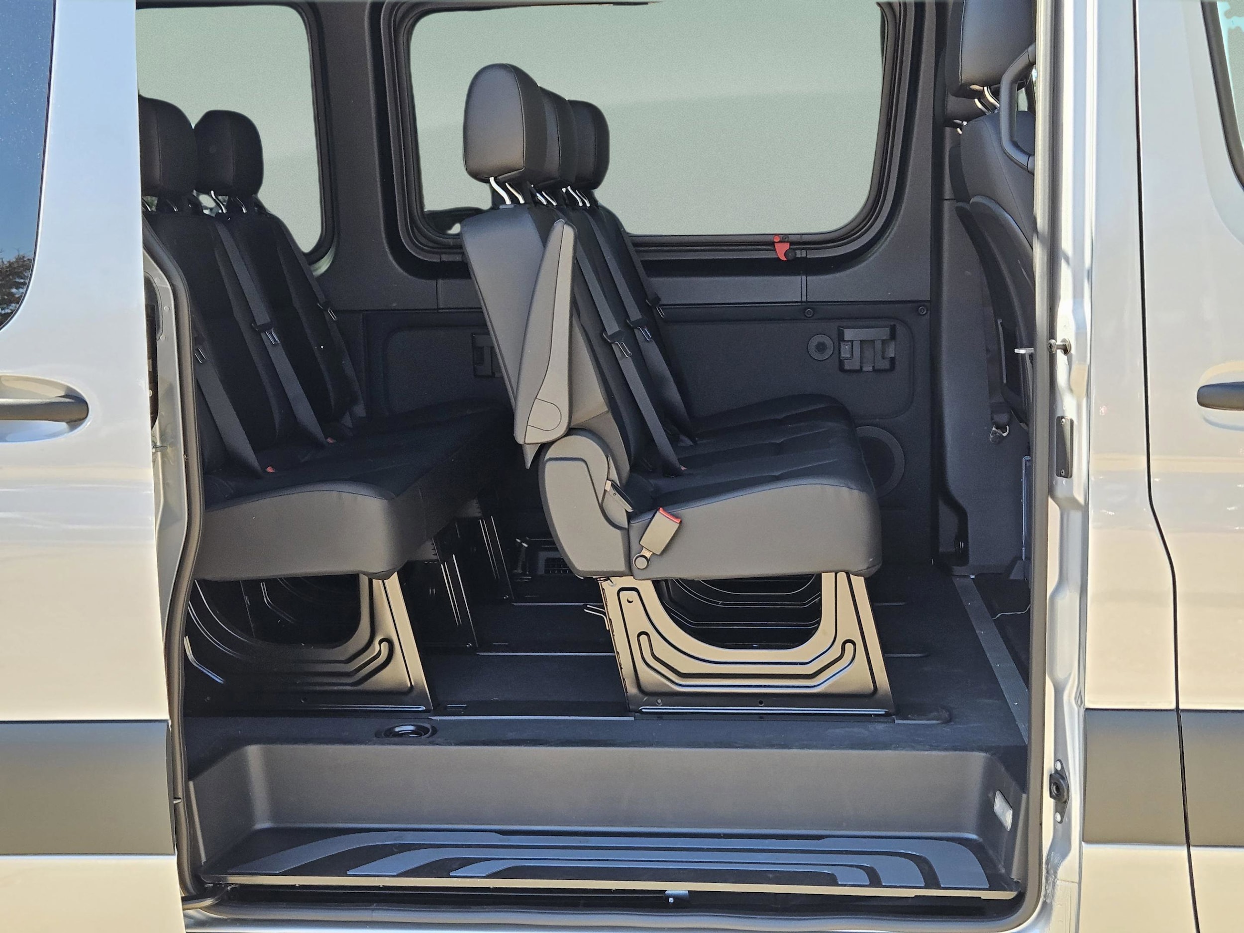 2025 Mercedes-Benz Sprinter Passenger Van Base - Photo 25