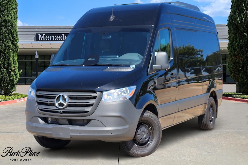 New 2025 Mercedes-Benz Sprinter 2500 Standard Roof 4-Cyl Diesel Van Passenger Van