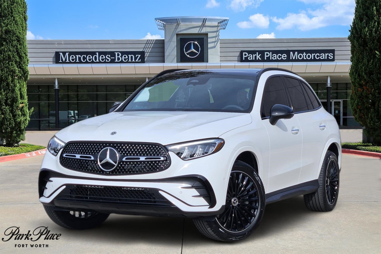 2026 Mercedes-Benz GLC Base's photo