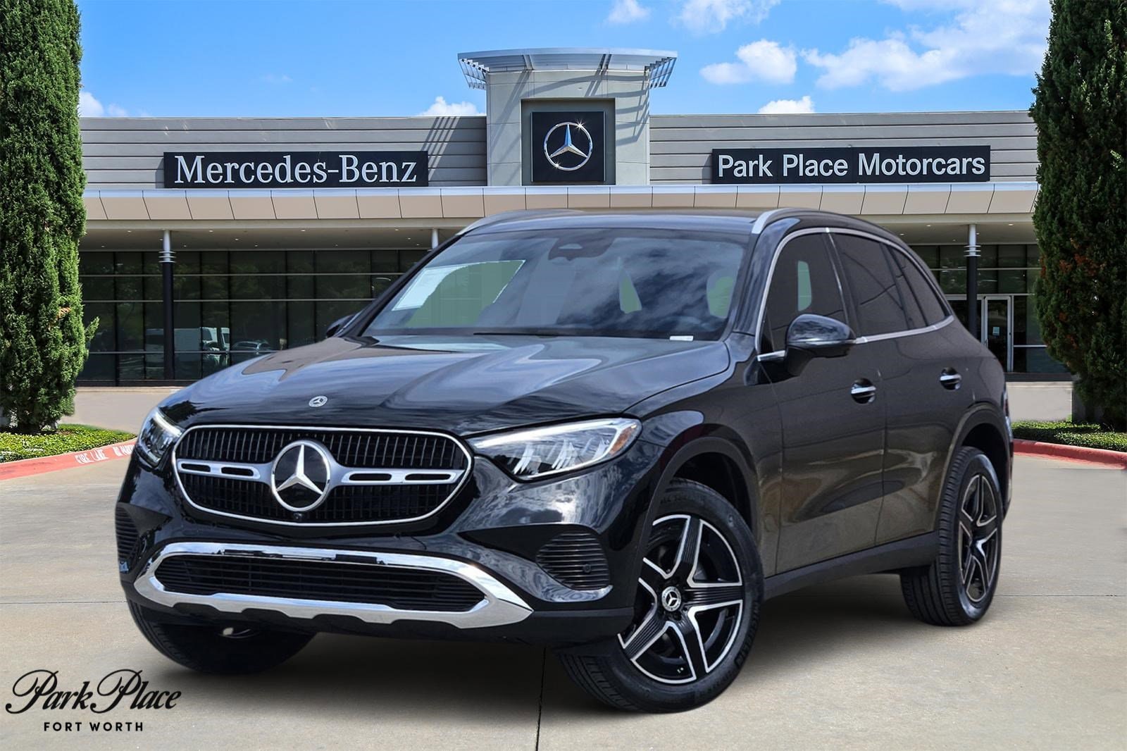 2026 Mercedes-Benz GLC Base's photo