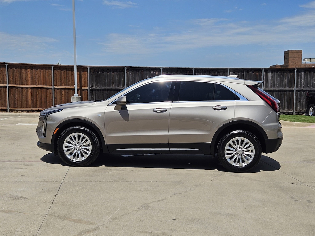 Used 2024 CADILLAC XT4 Luxury SUV