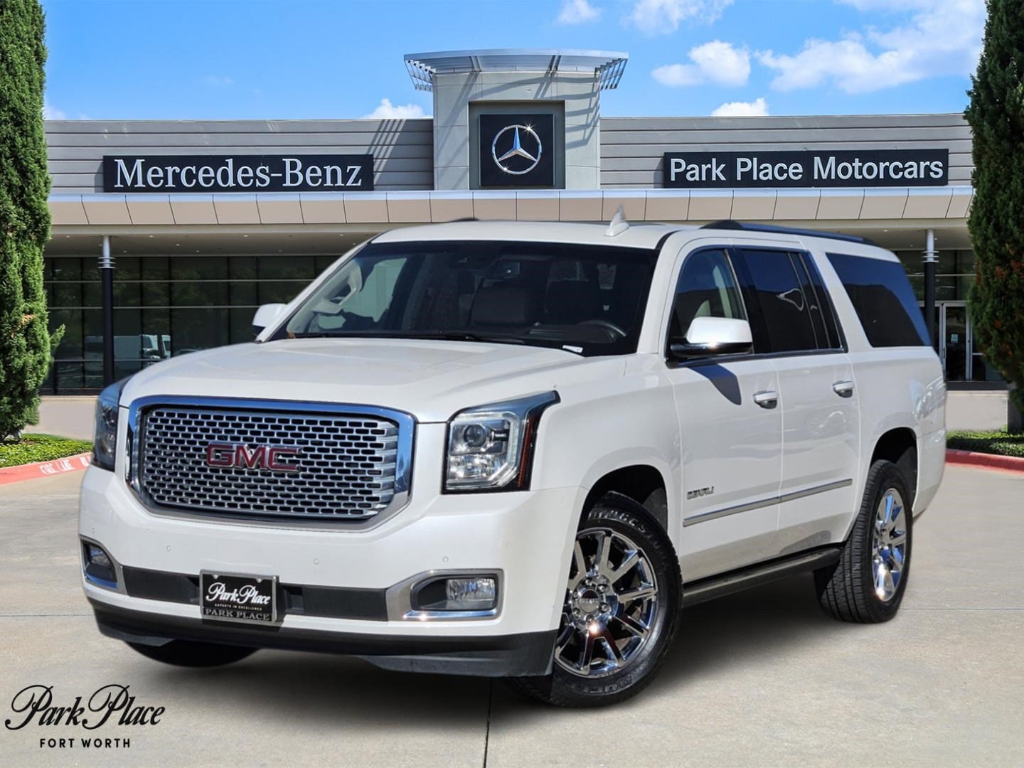 2016 GMC Yukon XL Denali's photo