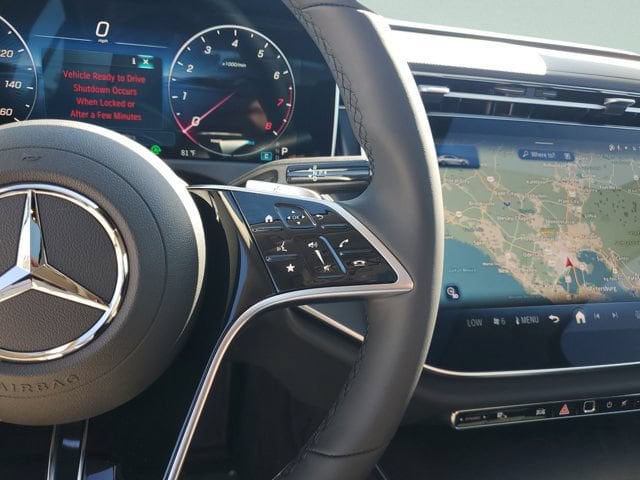 2026 Mercedes-Benz E-Class E350 - Photo 31
