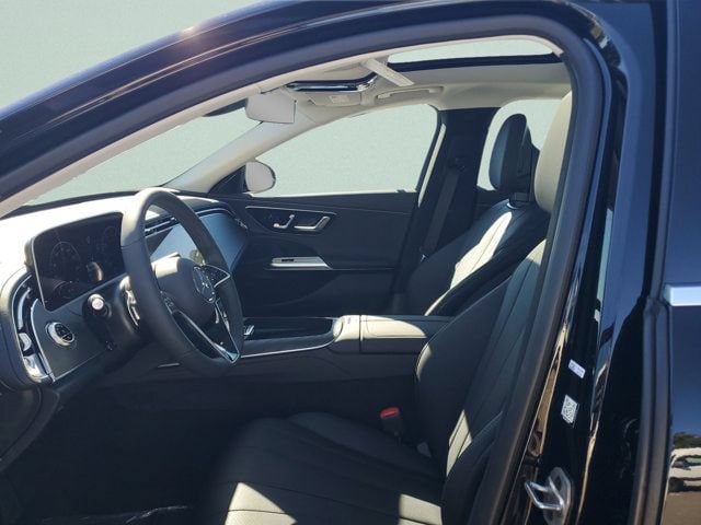 2026 Mercedes-Benz E-Class E350 - Photo 24